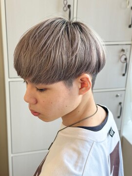 ローブ(L’AUBE) ショートカットダブルカラーメンズブリーチ曲がる縮毛矯正岡崎