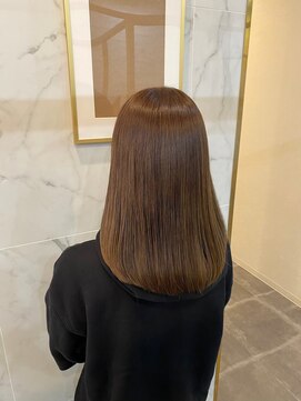 ジーナ 本八幡(Zina) ナチュラル艶ブラウンカラー Zina本八幡