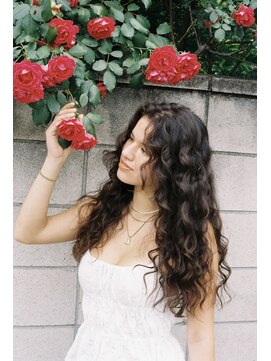 メロウ(MELLOW) 外国人風パーマ/強めのスパイラル×インピタリトリートメント