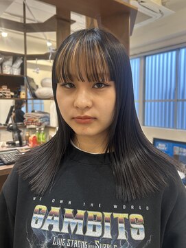 ルイ(ROUIS produced by LUCK 津田沼) ROUIS津田沼 ブラック×ミルクティーベージュ