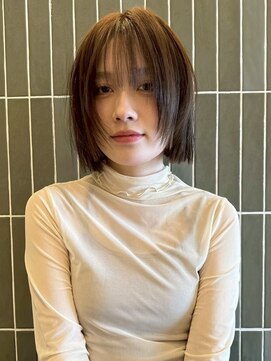 シースルータイトボブ