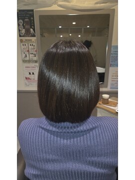 リリー 京都山科店(Lily) サラツヤボブ