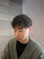 ワンワンオー バーバーショップ コンチネンタル(@110 BARBER SHOP continental)&nbsp;韓国風ツイスパマッシュツーブロック