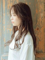 ヘアアンドリラクゼーション シャッセ(Hair&Relaxation SASE)&nbsp;センターパートのゆるロング