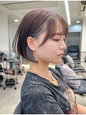 イヤリングカラーボブインナーカラーぱつっとボブ