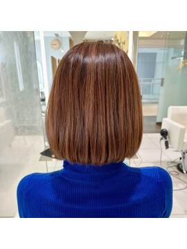 ザザ 高田馬場(ZA/ZA) ツヤ感カラーボブ