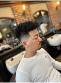 ショートスパイキー
