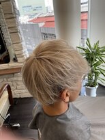 エヌプラスリタ 近鉄八尾(N+lita)&nbsp;メンズ　ホワイトブロンド