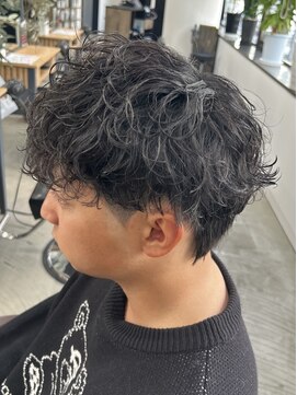 フイ 新宿3丁目(Hui) スパイキーショート/ニュアンスパーマ/韓国マッシュ/men's