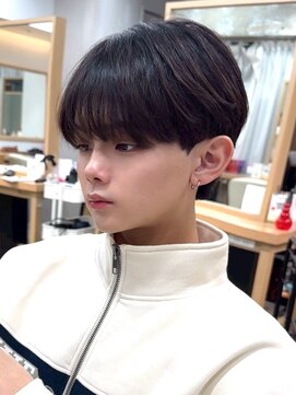 ナチュラル 渋谷(NATURAL) フェザーパーマ/スパイキーショート/サーフカール[メンズ/渋谷]