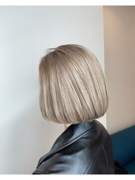ネウィ 調布(newi) アゴラインボブスタイル/ハイトーン/ブロンド/髪質改善