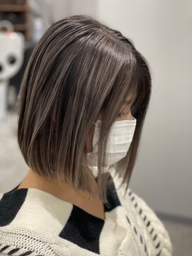 アヴァンス 京橋店(AVANCE) 着物ヘア/ダークアッシュ/ミディアムレイヤーカット/京橋