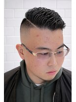 ゼロスバーバー(0's BARBER SHOP)&nbsp;スキンフェード/アイロンパーマ/バーバースタイル/ショート/短髪