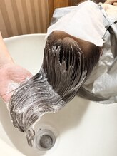 [大人女性が通いやすい空間づくり]
