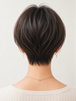 レッド(RED) 丸みショート