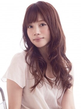 ヘアーワークスクリエイション ☆フェミニンな抜け感可愛く♪やわらかパーマ☆