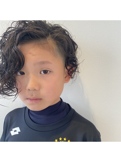 サッカー少年 × オシャレパーマ