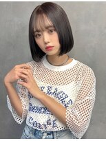 アイユー(ii+U)&nbsp;大人可愛い20代30代小顔丸みショートボブマッシュ