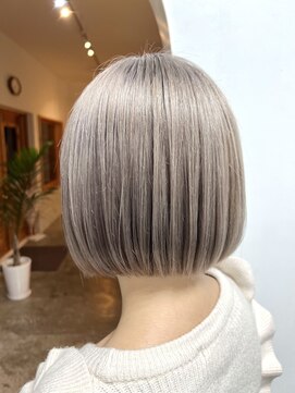 ヘアーデザインサロン スワッグ(Hair design salon SWAG) bob white beige