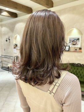 ビュートリアム265(BEAUTRIUM 265) モテ髪ミディアムレイヤー/レイヤーカット/アッシュベージュ銀座