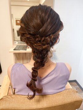 アンジュ ラヴィ(Ange Lavie) 編みおろしヘアセット