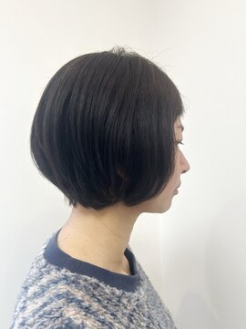 チェシャ(chesha) 短め前髪　大人ショートボブ