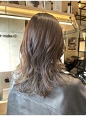 ミルキーベージュ