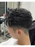 フェザーショートパーマ/メンズ/刈り上げ/眉毛/ツイスト