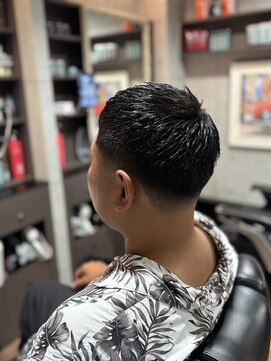 グロウヘアワークス(grow hair works) テーパーフェード