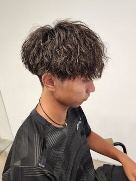 ニアウ 伊勢崎連取店(Niau) 刈り上げマッシュツイストスパイラルパーマ