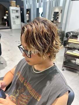 メンズサロン キング 心斎橋店(Men’s salon K!ng) メンズカット/ブリーチ/ニュアンスパーマ/メンズハイライト/眉毛