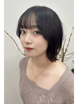 20代30代40代前下がり耳掛けショートボブ丸みショート◎