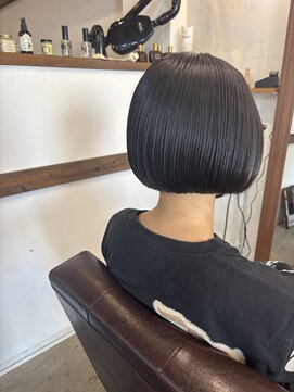 アイノベル(‘Inovel’) カット＋カラー＋oggiottoトリートメント