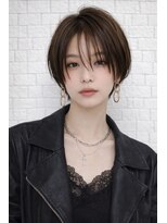 アンディー(&dy) ナチュラルブラウン×ショートレイヤー髪質改善トリートメント