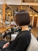 リーファ(reefur)&nbsp;首がきれいに見える小顔シルエット