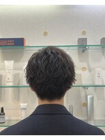 ビーシャイン(B-SHINE)&nbsp;メンズパーマ/メンズカット/シェービング/眉毛/メンズサロン