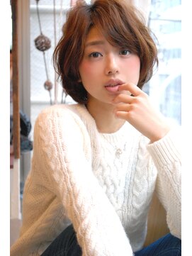 レウナ 外苑前(Reuna) 大人エアリーショート・ひし形ボブスタイル