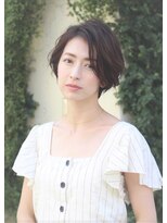 ノーヴェ(Nove)&nbsp;大人カジュアルな王道　前下がりショート