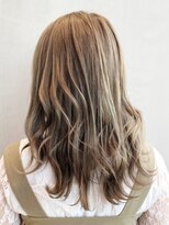 アイティー バイ アルバム 中野店(IT by ALBUM) グレージュロング_耳かけウェーブパーマ_ba288242