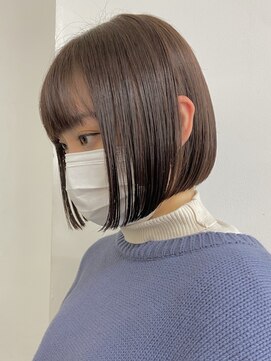 エリマ 調布(elima) 前下がりミニボブ アッシュベージュ 髪質改善 縮毛矯正