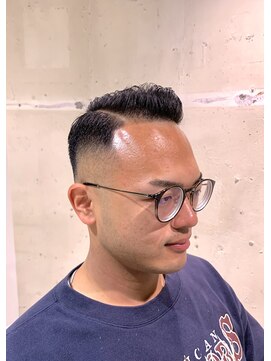 フランクスバーバーザスタンド(Frank’s barber the stand) スペインカール/スパイキーショート/フェザーパーマ/ウルフトF