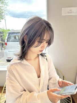 ヨム(YOMU) レイヤーカット