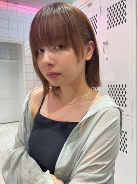 ロンドルーチェ 心斎橋(Lond luce) ダークアッシュ/ミディアムレイヤーカット［髪質改善/縮毛矯正］