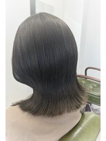 シャフト(SHAFT)&nbsp;外はねミディアム　オリーブカラー