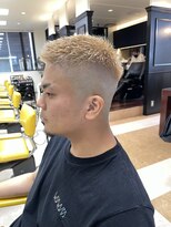 伊太利亜&nbsp;スキンフェード×ハイトーンベージュ