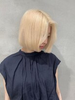 ニトバイアンキシム(nit by ahnkism)&nbsp;ボブミルクティーベージュブリーチダブルカラー堀江