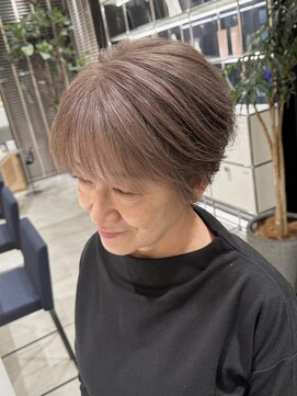 ステアケース 武蔵小杉店(stair:case) 白髪染めを使わない白髪染め 白髪ぼかし 明るめベージュ