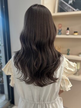 イロウ 天神大名店(IROW) グレージュカラー 透明感カラー 艶髪 髪質改善 20代 韓国ヘア