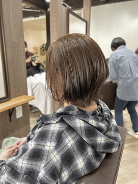 ルアナ(Luana) ウルフボブ