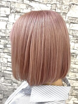 360°どこから見ても大人可愛いstyleに。骨格や髪質・生えクセなどを見極めて、似合わせスタイルをご提供◎